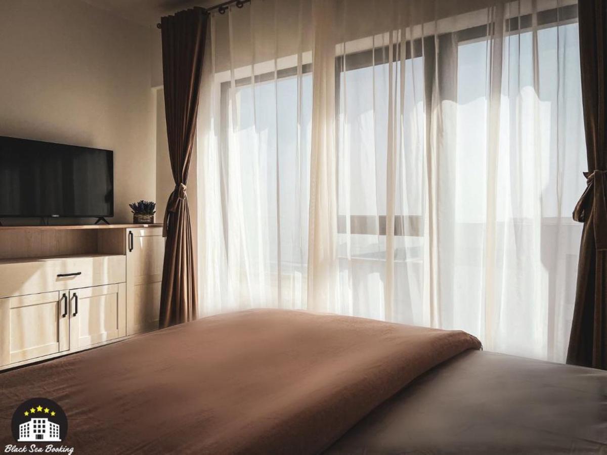 Black Sea Booking - Dubai Năvodari Extérieur photo